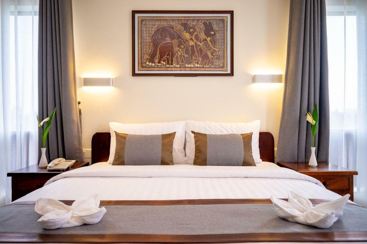 Mony Reach Angkor Hotel Сиемрип Экстерьер фото