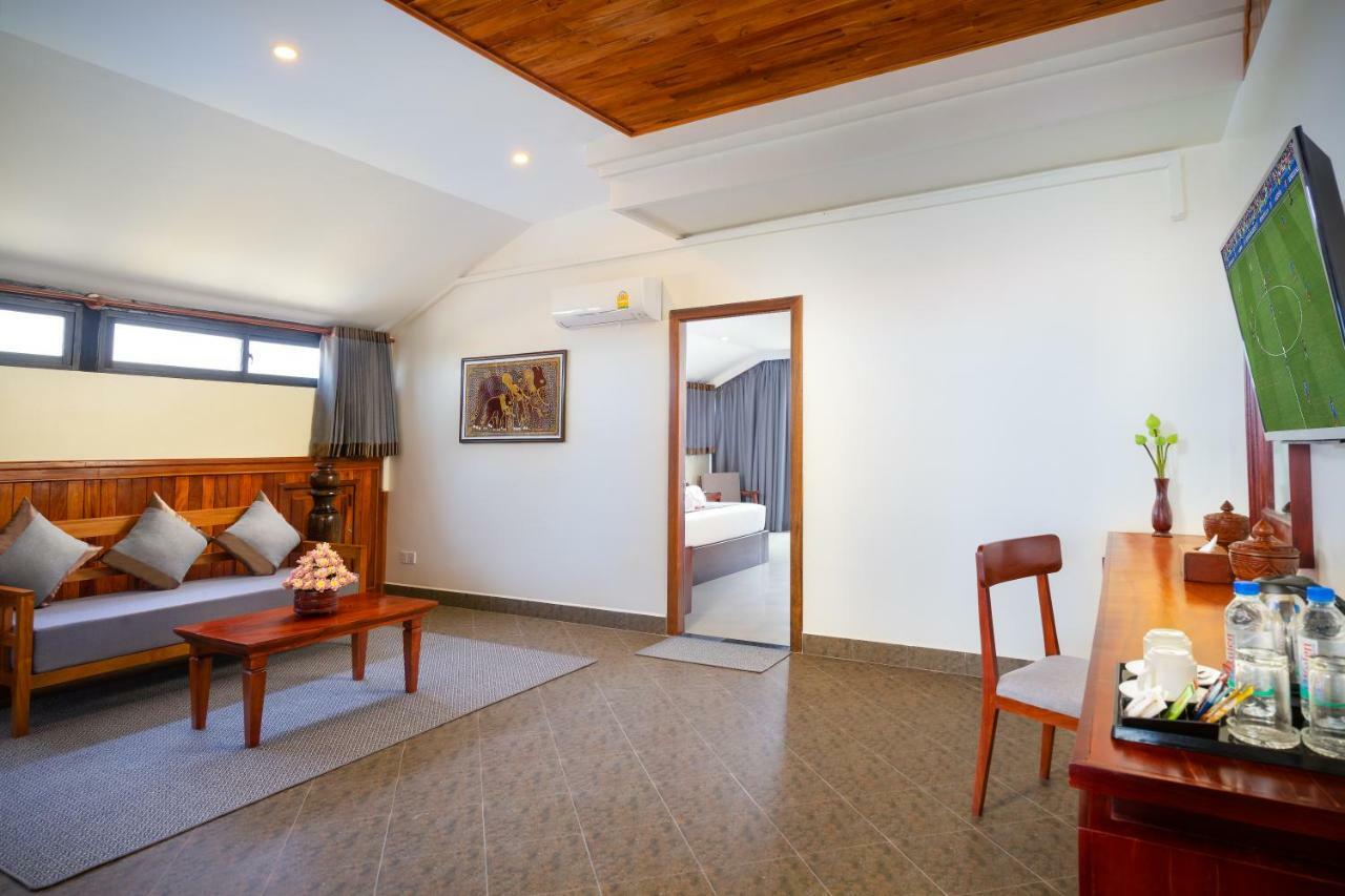 Mony Reach Angkor Hotel Сиемрип Экстерьер фото